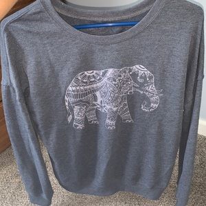 Zoe + Liv soft elephant sweater-shirt size S